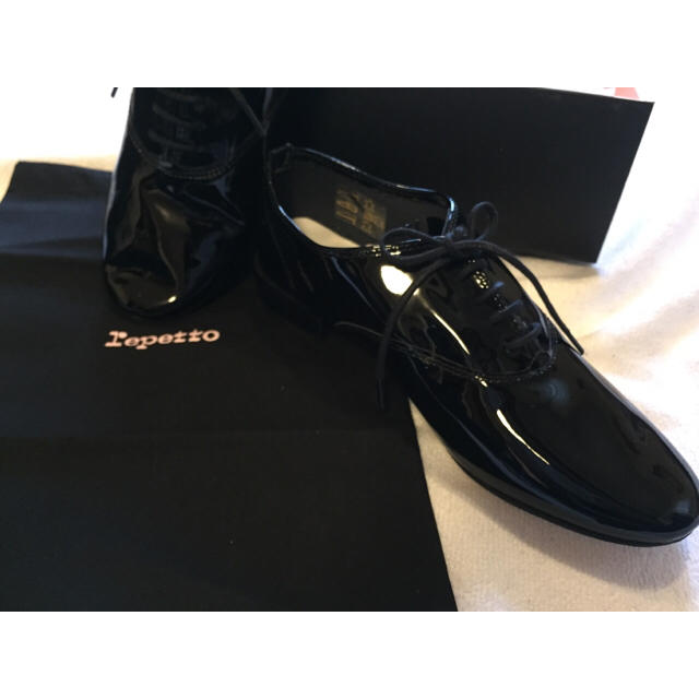 repetto(レペット)の最終値下げ repetto ◆zizi パテントレザー レディースの靴/シューズ(ローファー/革靴)の商品写真