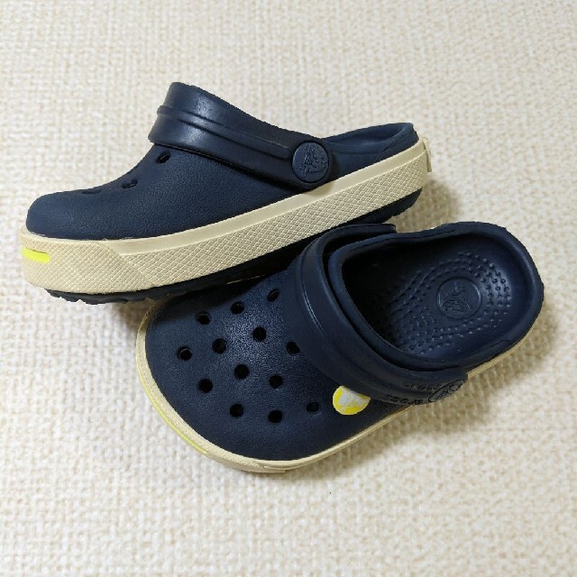 crocs(クロックス)のベビー クロックス キッズ/ベビー/マタニティのベビー靴/シューズ(~14cm)(サンダル)の商品写真