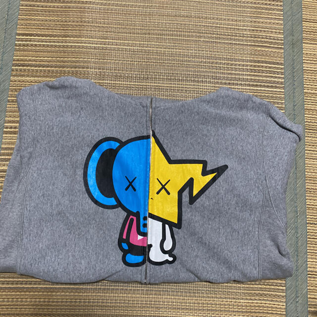 APE BAPE KAWS パーカー　sta shark シャーク　スウェットパーカー