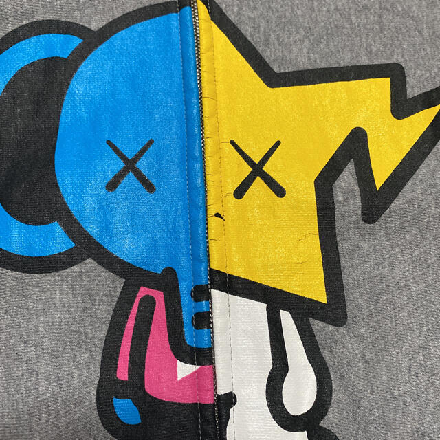 APE BAPE KAWS パーカー　sta shark シャーク　スウェット