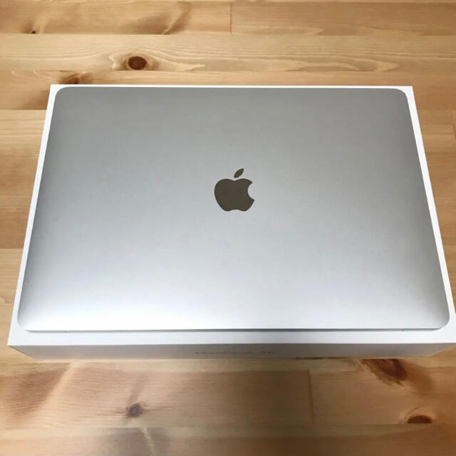 MacBook Air (Retina, 13インチ, 2019)