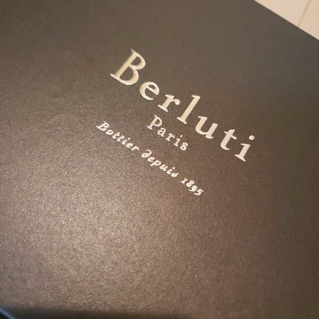 Berluti(ベルルッティ)のBerluti 空箱 レディースのバッグ(ショップ袋)の商品写真