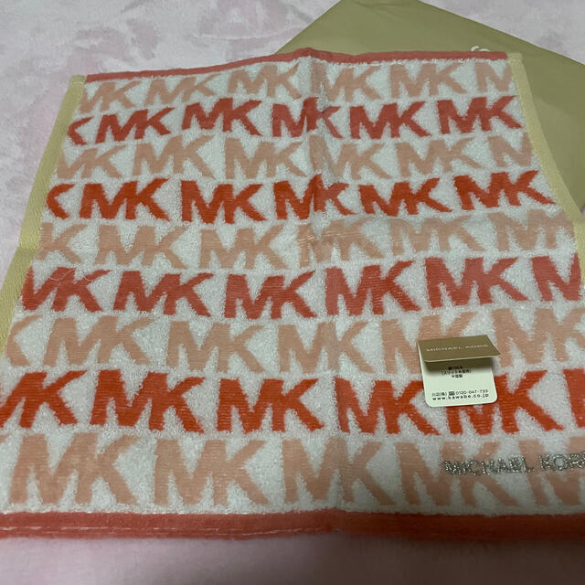 Michael Kors(マイケルコース)のハンカチ　michael kors レディースのファッション小物(ハンカチ)の商品写真