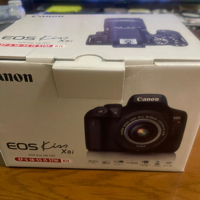 Canon  EOS KISS X8i (W) EF-S18-55 IS24200万画素撮像素子サイズ