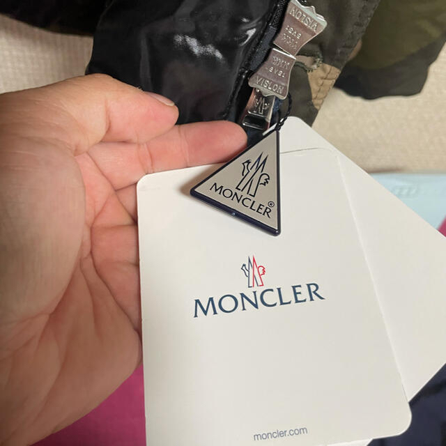 MONCLER(モンクレール)の激レア！　モンクレール　カモフラージュ　ウールコットンダウンジャケット メンズのジャケット/アウター(ダウンジャケット)の商品写真