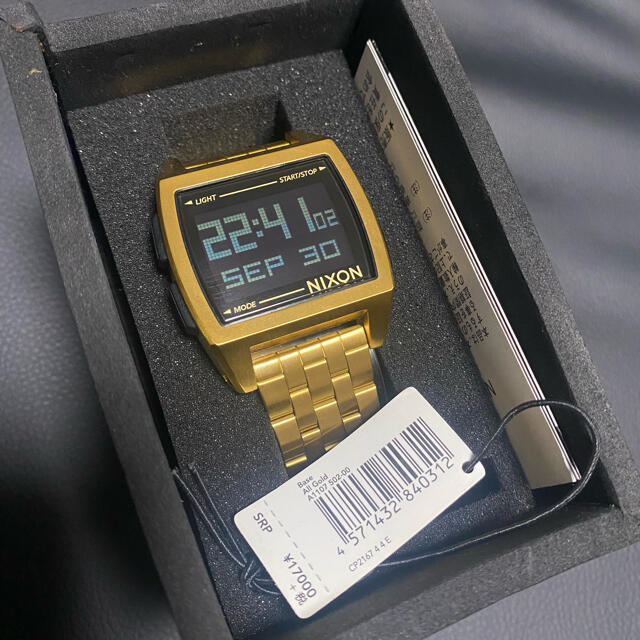 NIXON(ニクソン)のNIXON BASE ALLGOLD A1107502 腕時計 メンズの時計(腕時計(デジタル))の商品写真
