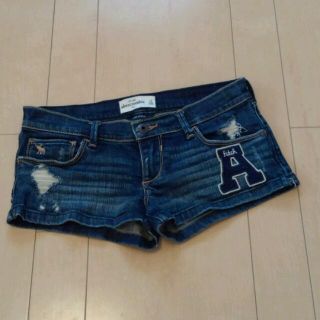 アバクロンビーアンドフィッチ(Abercrombie&Fitch)のアバクロ デニムショーパンXS相当(ショートパンツ)