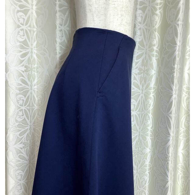 martinique（マルティニーク） ブルースカート レディースのスカート(ひざ丈スカート)の商品写真
