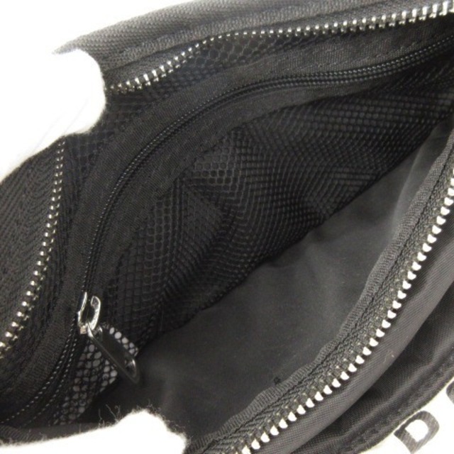 A.P.C. ボディバッグ バナナリピート バルトバッグ ロゴ 黒 ブラック 鞄 5