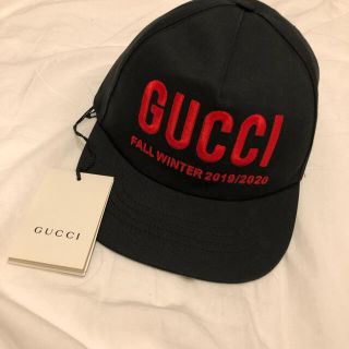 グッチ(Gucci)のグッチ　エンブロイダリーキャップ　ブラック(キャップ)