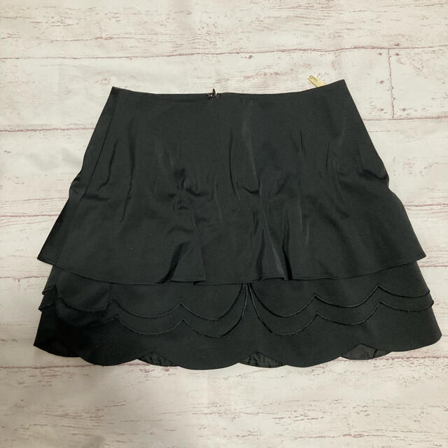Lois CRAYON(ロイスクレヨン)の＊Lois CRAYON ロイスクレヨン　ミニスカート　黒 レディースのスカート(ミニスカート)の商品写真