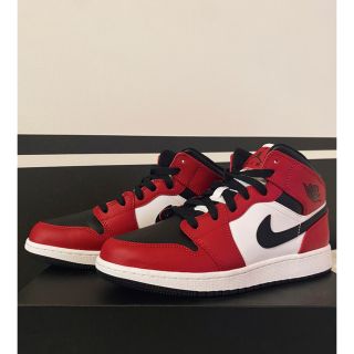 NIKE AIR JORDAN 1 MID CHICAGO 24.5cm(スニーカー)