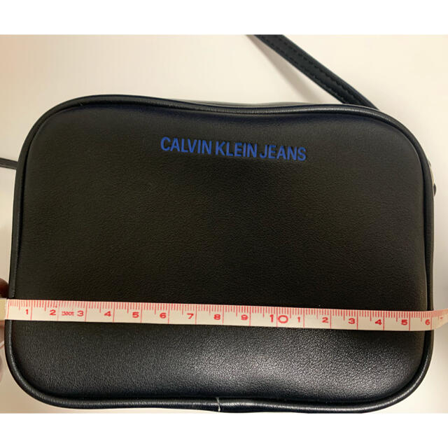 Calvin Klein(カルバンクライン)のCALVIN KLEIN JEANS ミニ　クロスオーバー　ショルダーバッグ レディースのバッグ(ショルダーバッグ)の商品写真