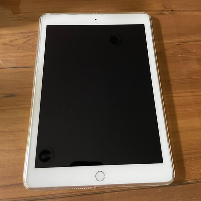 iPad 第8世代 Wi-Fiモデル 128GB MYLE2J/A