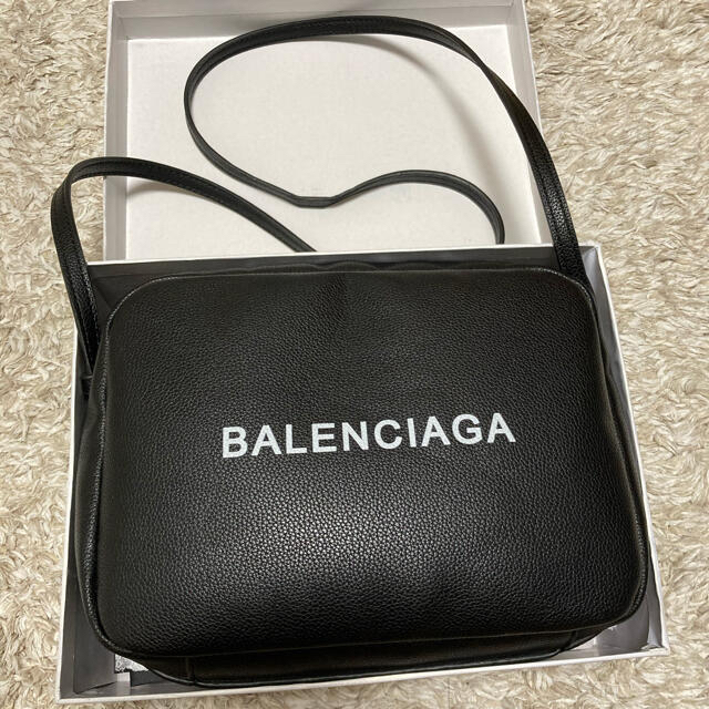 BALENCIAGA カメラバッグ