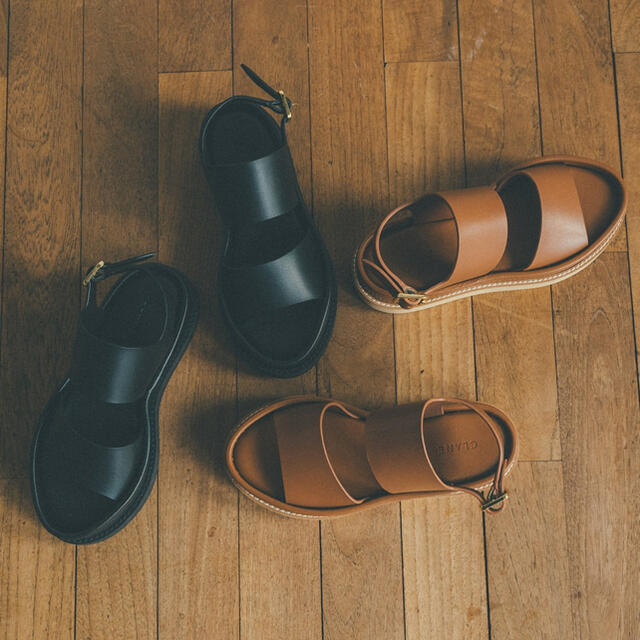 STUDIOUS(ステュディオス)のCLANE BULKY SOLE SANDAL BLACK 37 レディースの靴/シューズ(サンダル)の商品写真