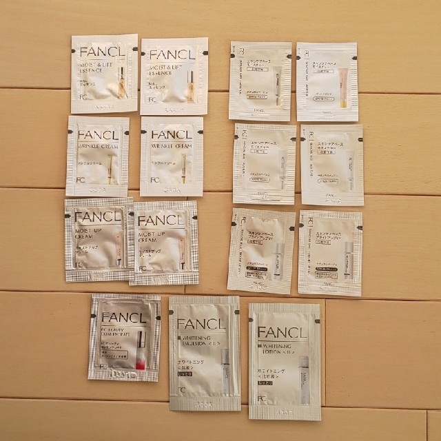 FANCL(ファンケル)のファンケル 試供品セット サンプルセット 15点セット コスメ/美容のスキンケア/基礎化粧品(その他)の商品写真