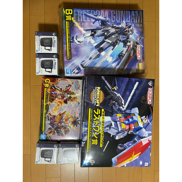 ガンダム1番くじ 【☆安心の定価販売☆】 8100円 www.gold-and-wood.com