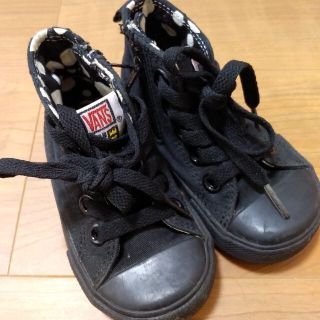 ヴァンズ(VANS)のvans ブラック　ハイカットスニーカー　(スニーカー)