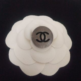 盛り沢山♡CHANEL♡ボタン♡生地♡南京錠チャーム♡巾着♡ネックレスパーツ♡