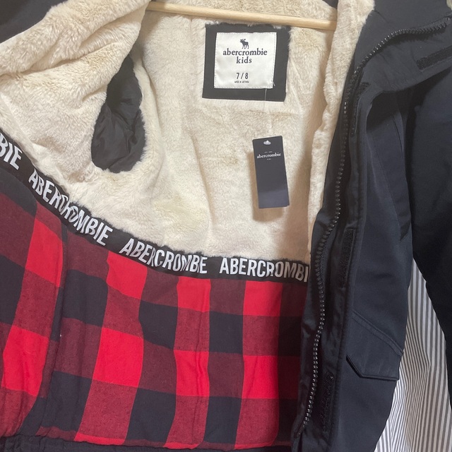 Abercrombie&Fitch(アバクロンビーアンドフィッチ)の新品未使用7/8サイズ　abercrombie キッズ/ベビー/マタニティのキッズ服男の子用(90cm~)(ジャケット/上着)の商品写真