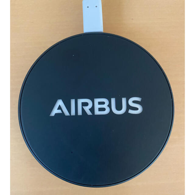AIRBUS 充電器 エンタメ/ホビーのコレクション(ノベルティグッズ)の商品写真