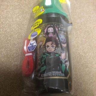 バンダイ(BANDAI)の鬼滅の刃　直飲み水筒　新品未使用　600ml(水筒)