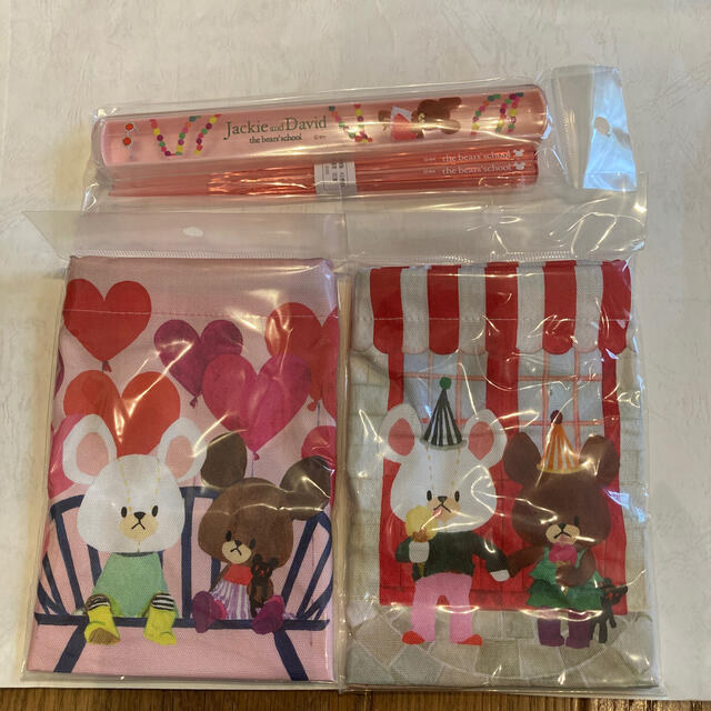 専用 くまのがっこうセット(ランチ巾着2枚、お箸、箸ケース。 新品 スケーター 箸 箸箱セット 動物 ランチ 遠足 お弁当
