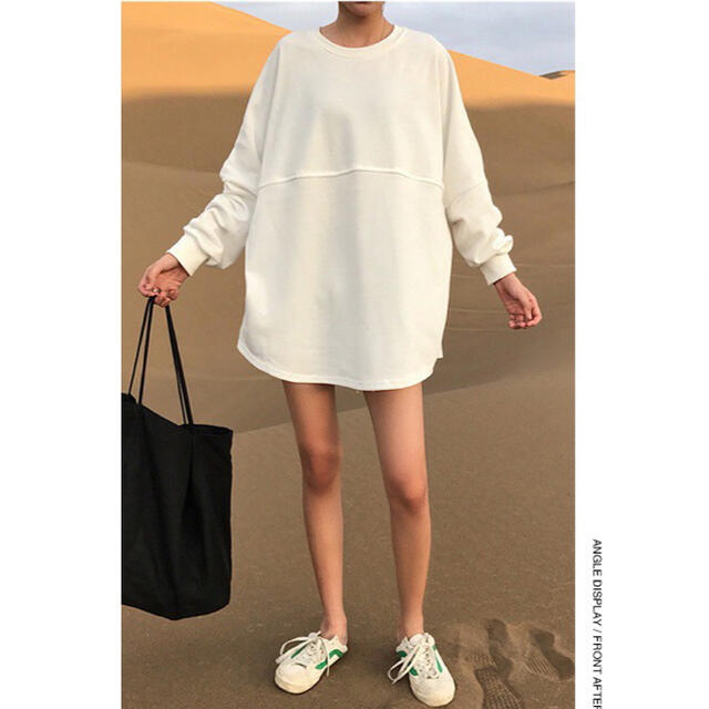 オーバーサイズ　ロンt　ビッグシルエット　XL ホワイト バッグロゴ 韓国 レディースのトップス(Tシャツ(長袖/七分))の商品写真