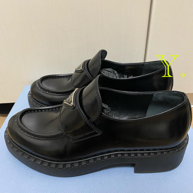 PRADA(プラダ)のPRADA プラダ　ローファー 23.5 36.5 レディースの靴/シューズ(ローファー/革靴)の商品写真