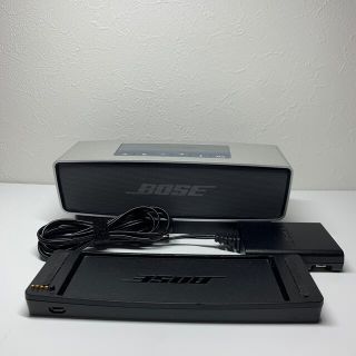 ボーズ(BOSE)の美品　BOSE SOUNDLINK MINI シルバー　ジャンク(スピーカー)