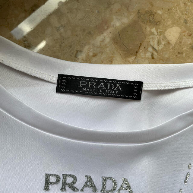 PRADA(プラダ)のプラダ　レディース　Tシャツ レディースのトップス(Tシャツ(半袖/袖なし))の商品写真