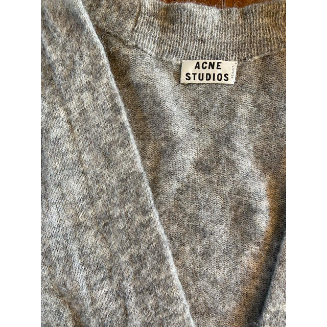 ACNE(アクネ)のAnna様専用　ACNE モヘヤニット　カーディガン レディースのトップス(カーディガン)の商品写真