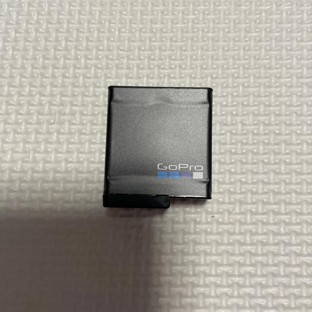 GoPro(ゴープロ)のGoPro7 バッテリー（ジャンク） スマホ/家電/カメラのスマートフォン/携帯電話(バッテリー/充電器)の商品写真