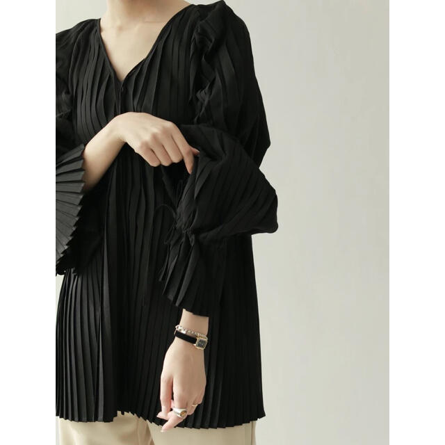 louren all pleats volume blouse