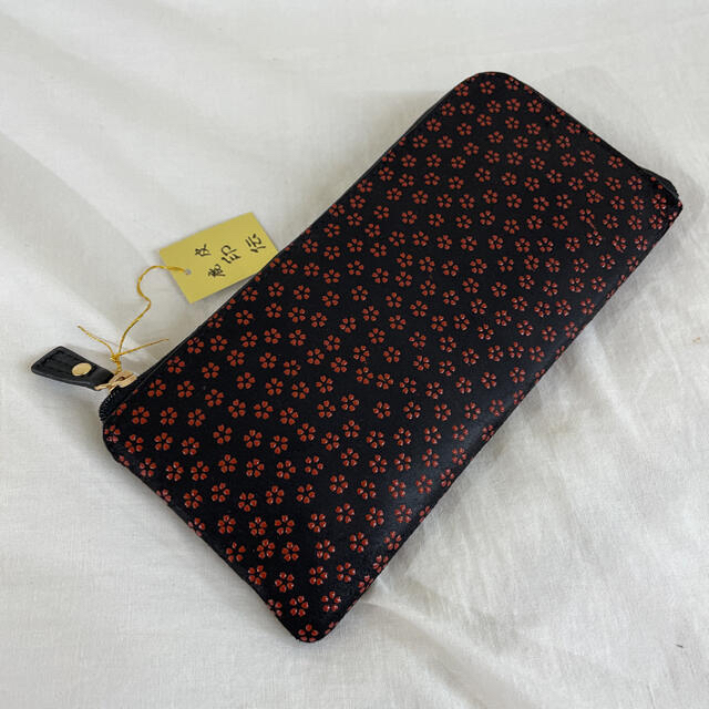 印伝　Ｌ字ファスナー　長財布　赤桜 レディースのファッション小物(財布)の商品写真