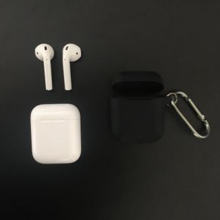 アップル(Apple)のApple AirPods 第一世代　ホワイト(ヘッドフォン/イヤフォン)