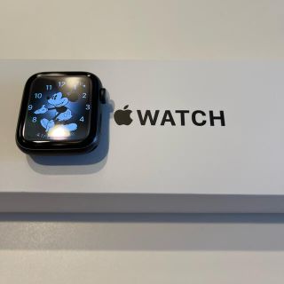 アップル(Apple)のApple Watch SE 40mm GPSモデル バッテリー98% 美品(腕時計(デジタル))