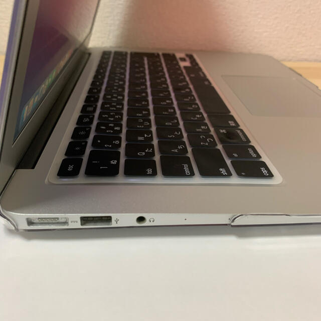 APPLE MacBook Air MJVE2J/A Core i5 4,096 スマホ/家電/カメラのPC/タブレット(ノートPC)の商品写真