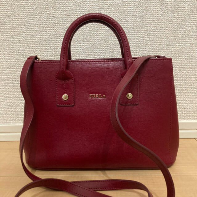 【最終値下げ！】FURLA 赤 バンド ショルダーバッグ