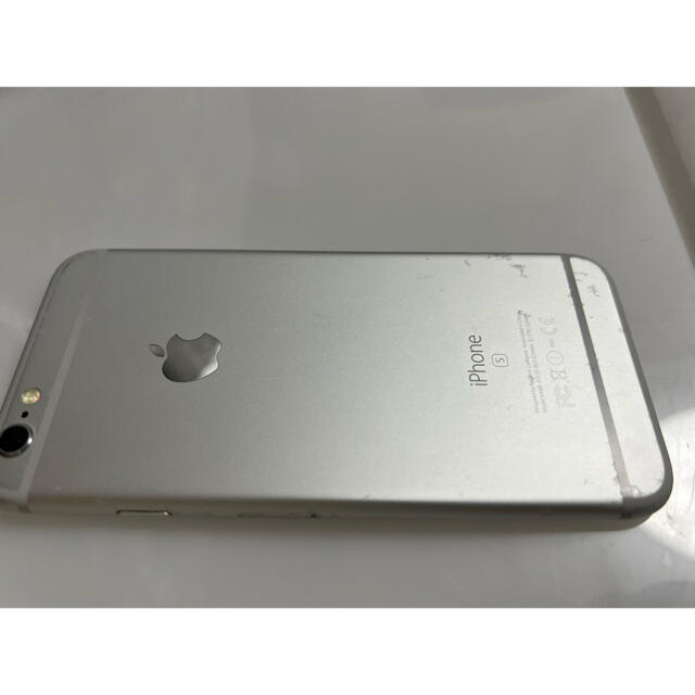 iPhone(アイフォーン)のiPhone6s シルバー 64gb スマホ/家電/カメラのスマートフォン/携帯電話(スマートフォン本体)の商品写真