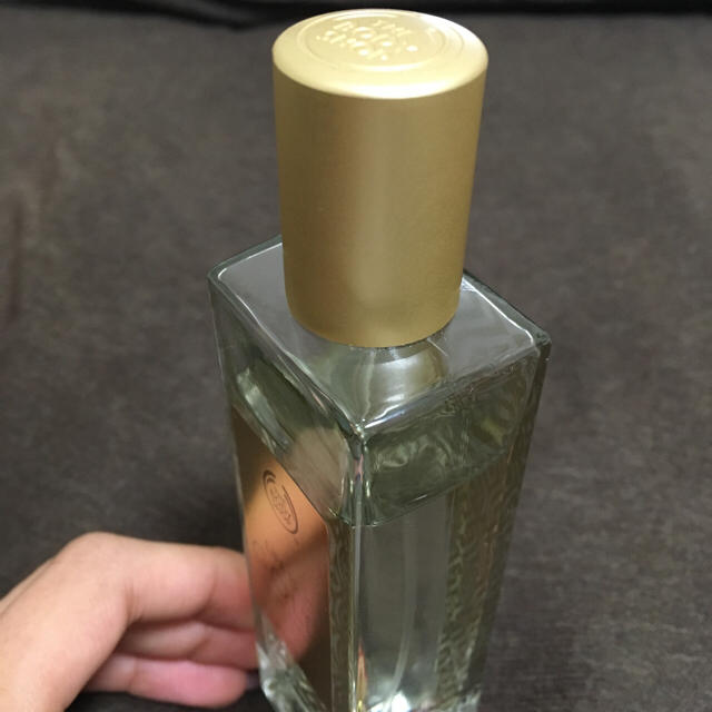 THE BODY SHOP(ザボディショップ)の(限定品)LIFE IS GOLD 香水 コスメ/美容の香水(ユニセックス)の商品写真