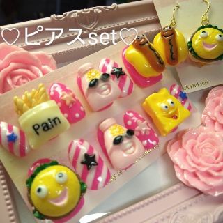 ［現品］♡ピアスset♡ジェルネイルチップ12枚