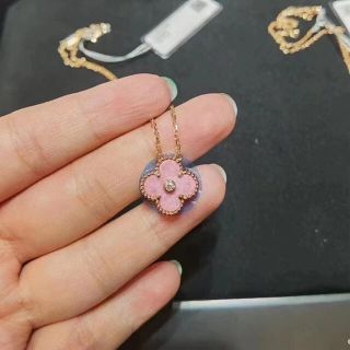 ヴァンクリーフアンドアーペル(Van Cleef & Arpels)のヴァンクリーフアーペル☆アルハンブラホリデーネックレス(ネックレス)