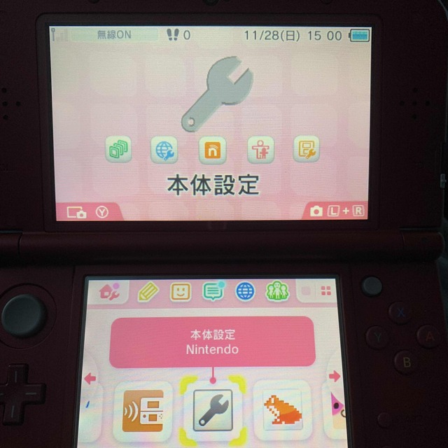 任天堂(ニンテンドウ)のNintendo 3DSNEWニンテンドー本体LLメタリックレッド エンタメ/ホビーのゲームソフト/ゲーム機本体(携帯用ゲーム機本体)の商品写真