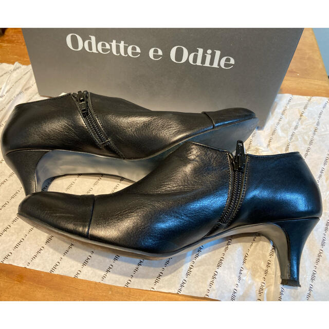 Odette e Odile(オデットエオディール)のOdette e Odileレザーショートブーツ レディースの靴/シューズ(ブーツ)の商品写真