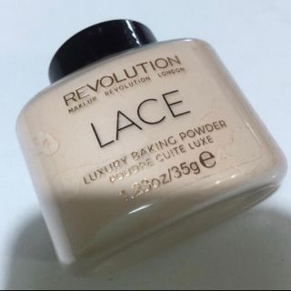 ★マット仕上がり★ベイキングLACE★Makeup Revolution (フェイスカラー)