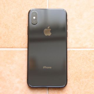 アップル(Apple)のiPhone XS 256GB スペースグレイ 88% SIMフリー(スマートフォン本体)