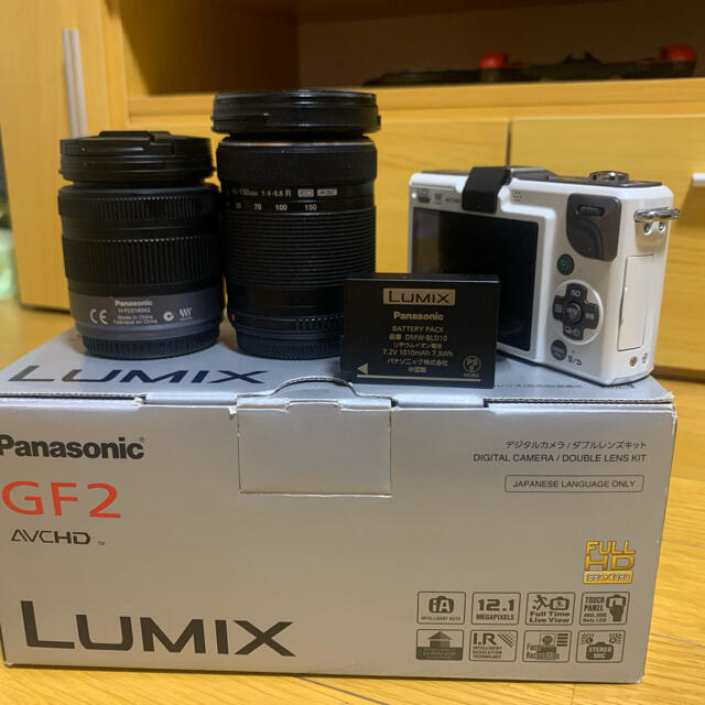 Panasonic(パナソニック)のPanasonic Lumix GF2 レンズ2つ スマホ/家電/カメラのカメラ(ミラーレス一眼)の商品写真
