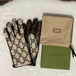 グッチ(Gucci)のGUCCI カーリーエコファー 手袋(手袋)